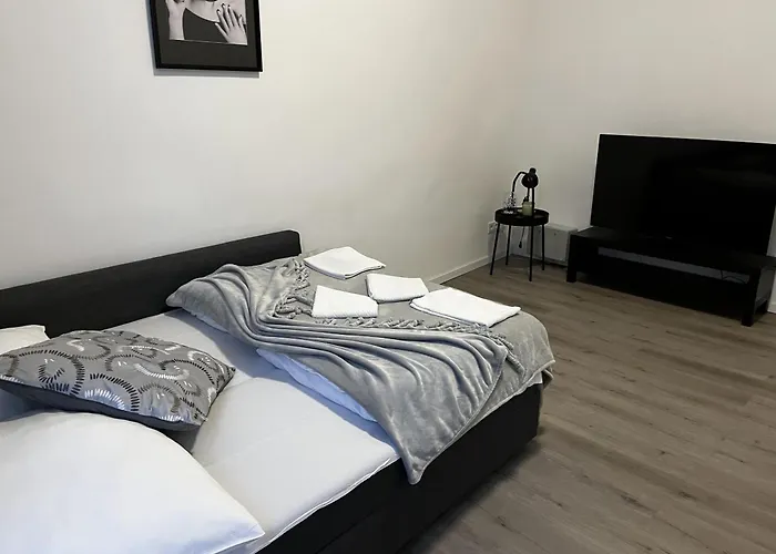 City Apartment On The Rhine, Cologne